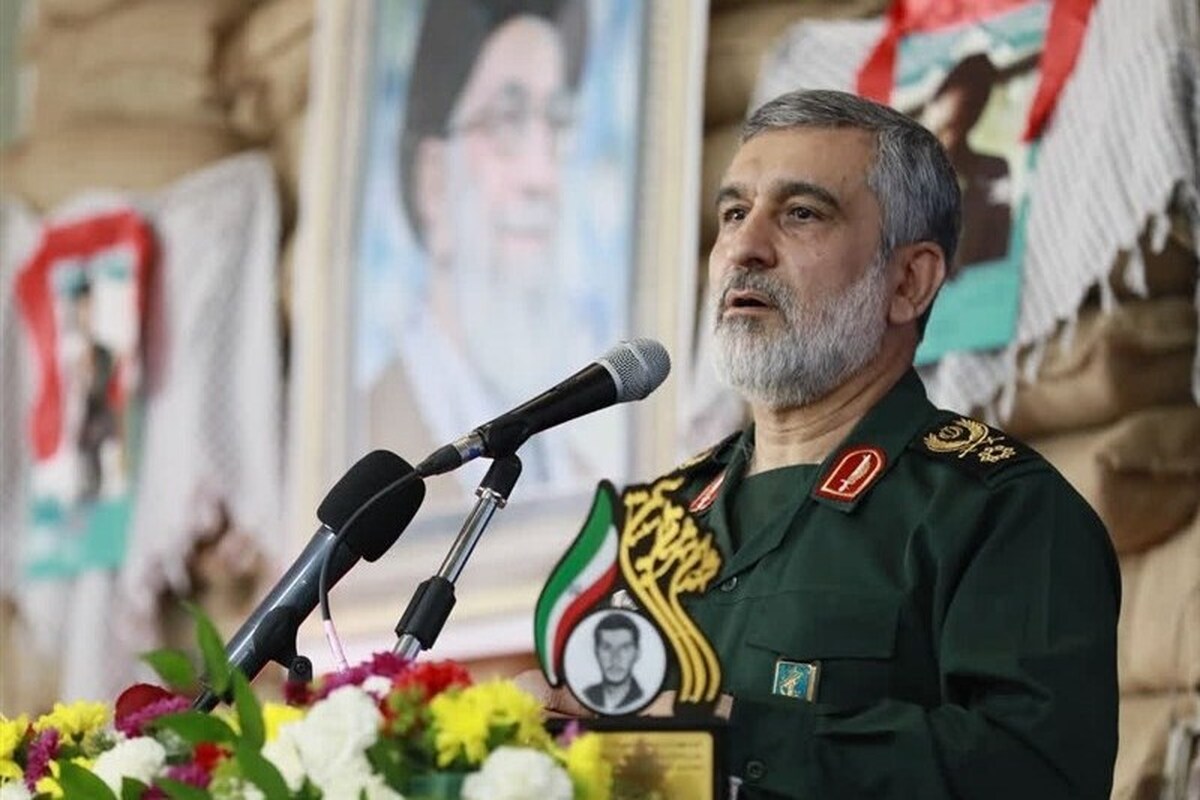آمريکا مي‌داند توان مقاومت در مقابل قدرت دفاعي ايران را ندارد