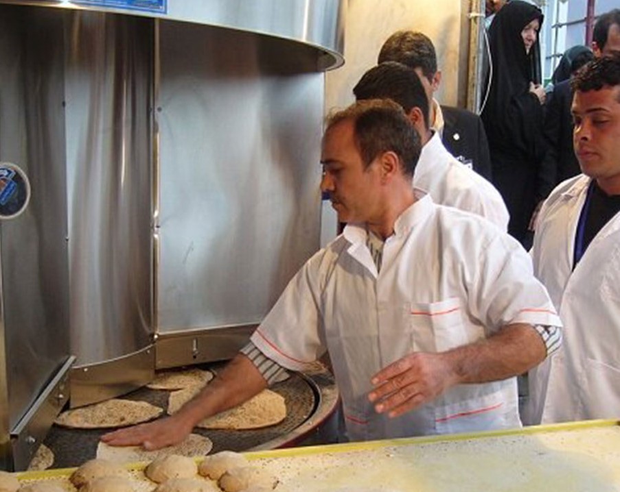 اختصاص آرد سهميه اي به200 نانوايي آزادپز در تبريز