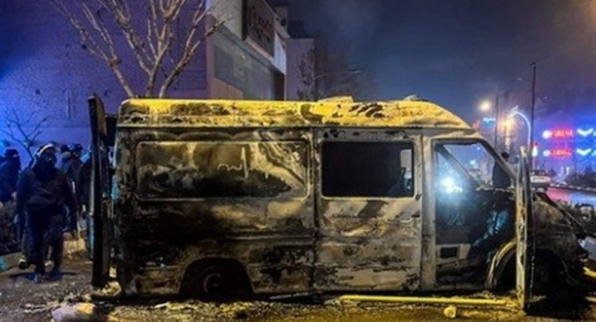 آسيب به 222 آمبولانس در اغتشاشات دي ماه