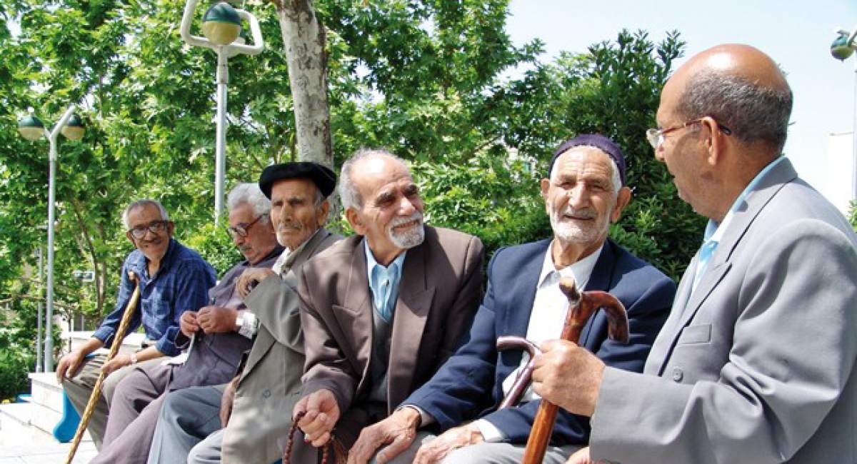 گيلان پيرترين استان کشور شد