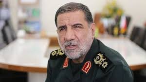 شکست دشمن مرهون رشادت فرماندهان شهيد است