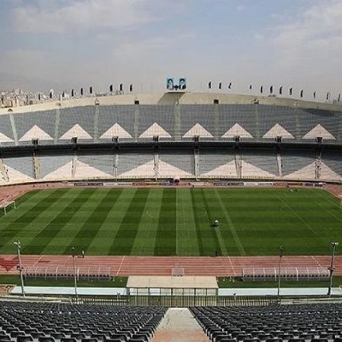 چمن هيبريدي در ورزشگاه آزادي کاشته مي‌شود