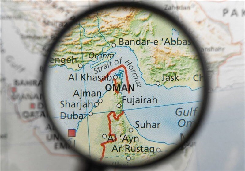 عمان از اخذ هزينه براي خدمات دريايي در تنگه هرمز حمايت کرد