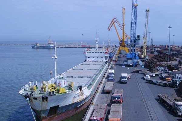 هند بندر چابهار را رها مي‌کند؛ بندر الدقم عمان جايگزين مي‌شود