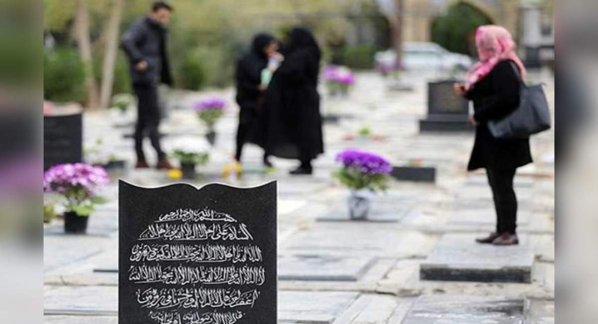 پنجشنبه‌ها مرگ از کنارمان رد مي‌شود