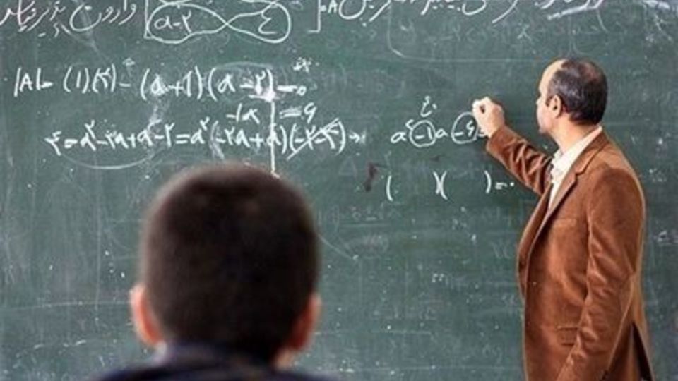 85 هزار معلم جديد استخدام مي‌شوند
